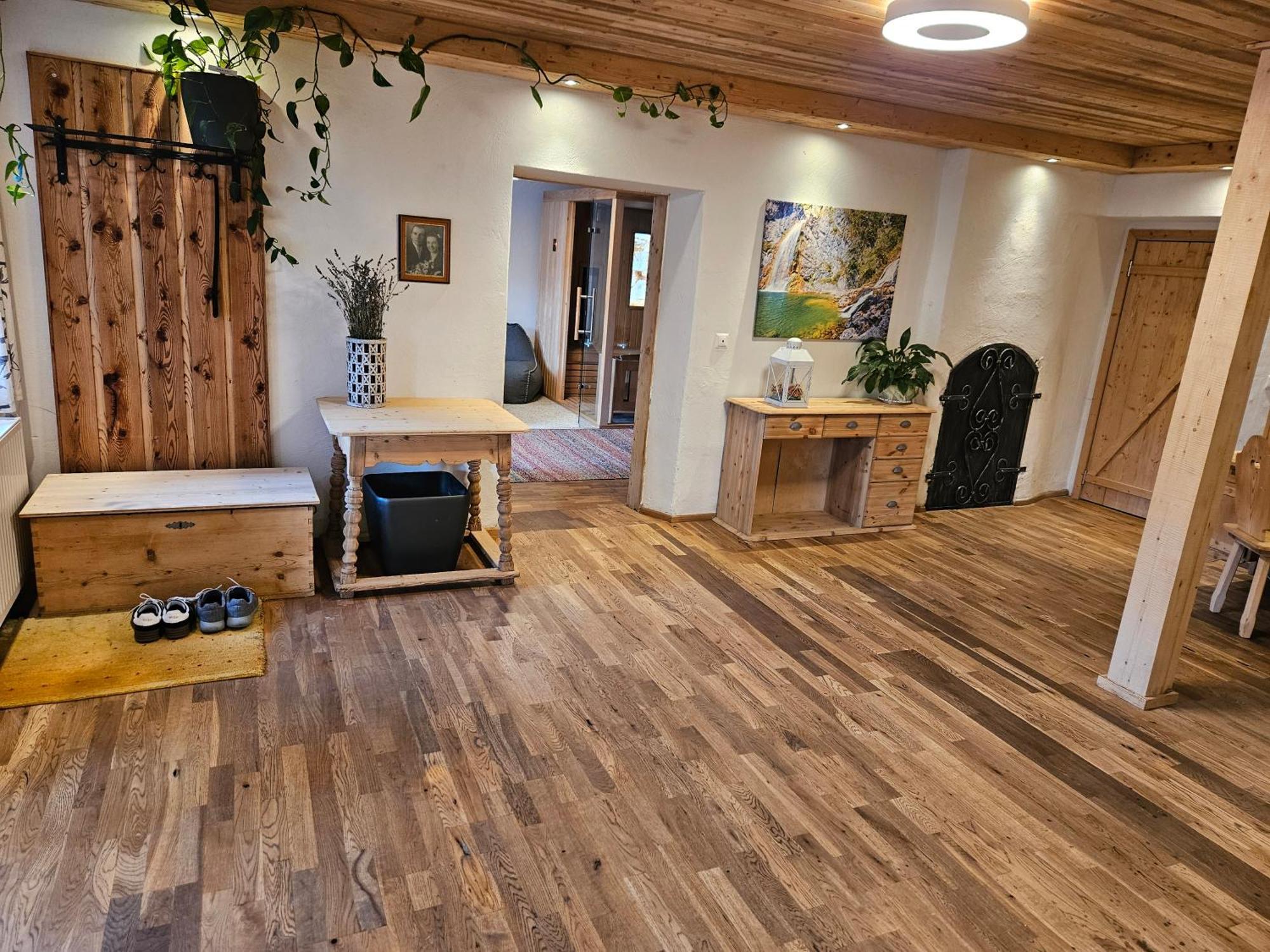 Premium Apartment Mit Privatem Whirlpool, Sauna, Garten Sankt Martin am Grimming ภายนอก รูปภาพ
