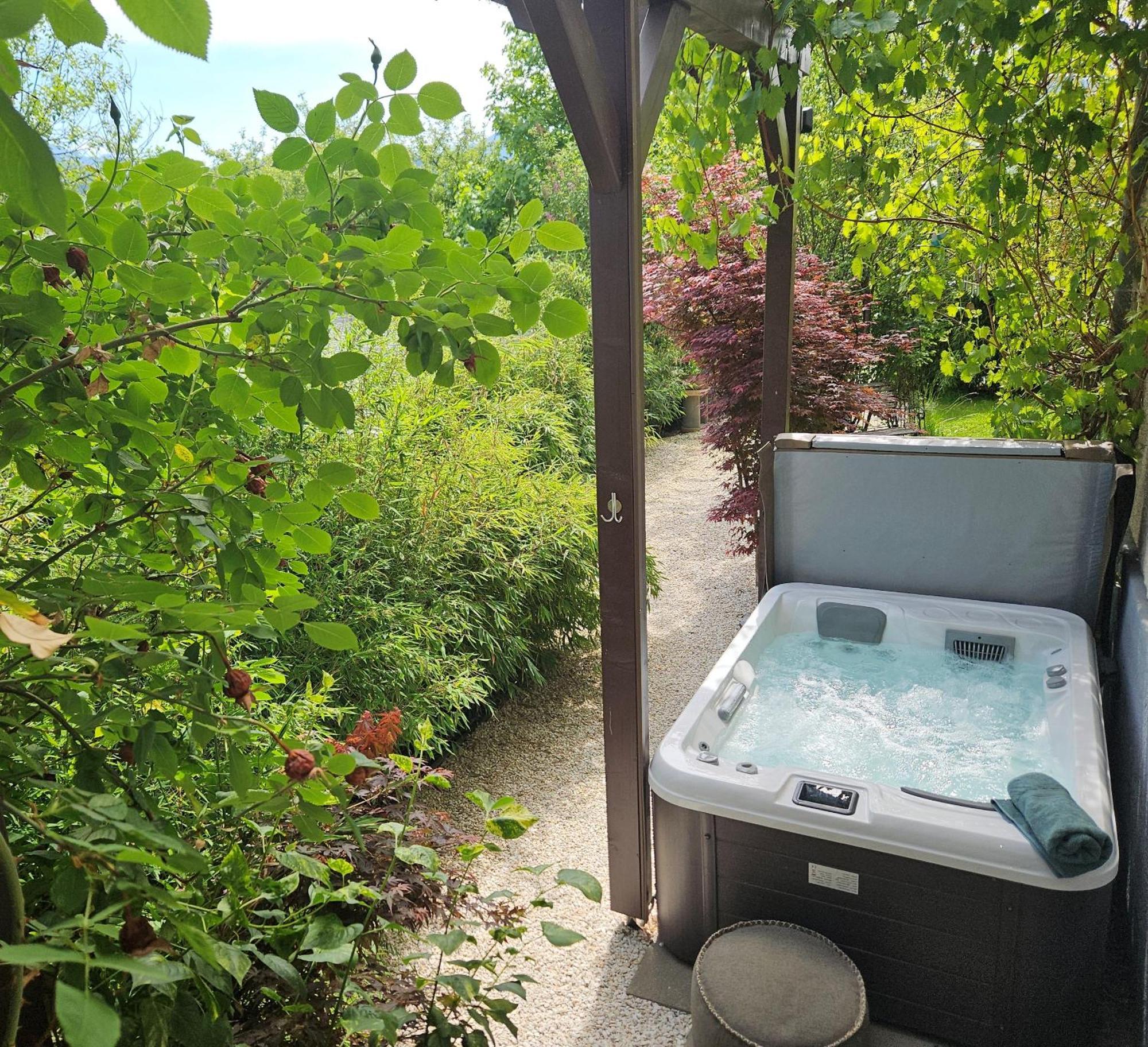 Premium Apartment Mit Privatem Whirlpool, Sauna, Garten Sankt Martin am Grimming ภายนอก รูปภาพ